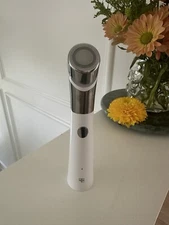 Medicube AGE-R ATS AIR SHOT Microneedle Therapy Home Skin Care Device