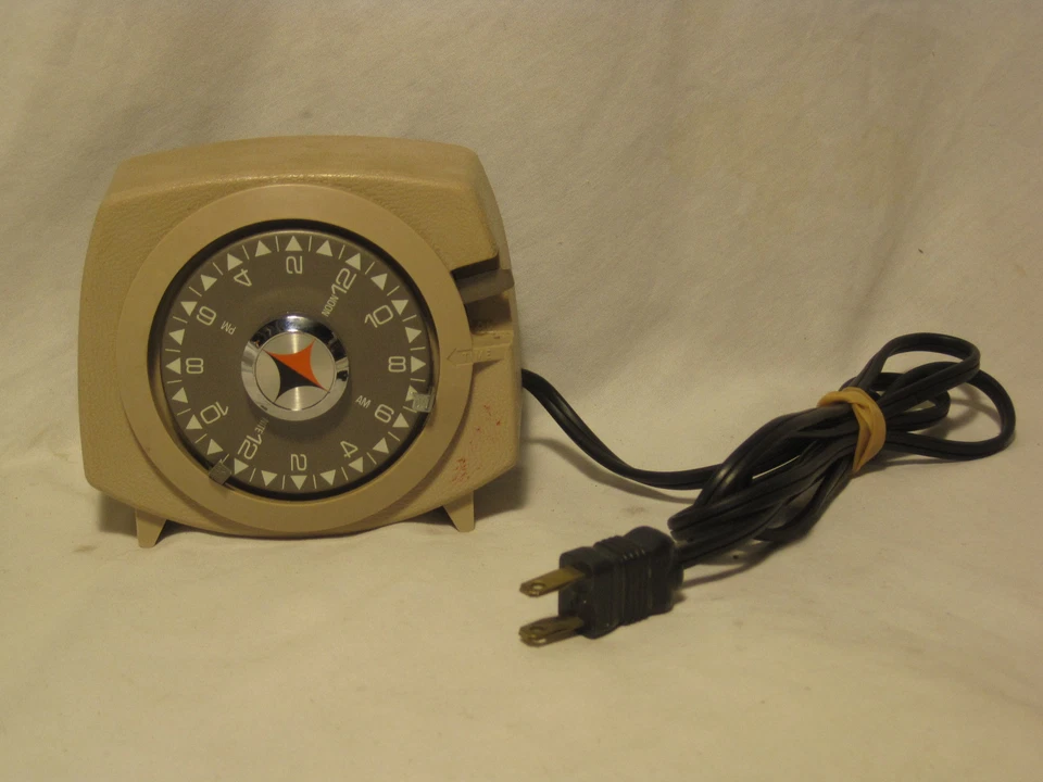 Vintage Intermatic TIME-ALL A-921-7 retro electric timer timing security control - Image 2 of 4