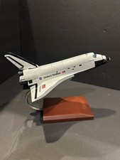 NASA US Space Shuttle Endeavor Orbiter Desk Top Display 1/144 Model