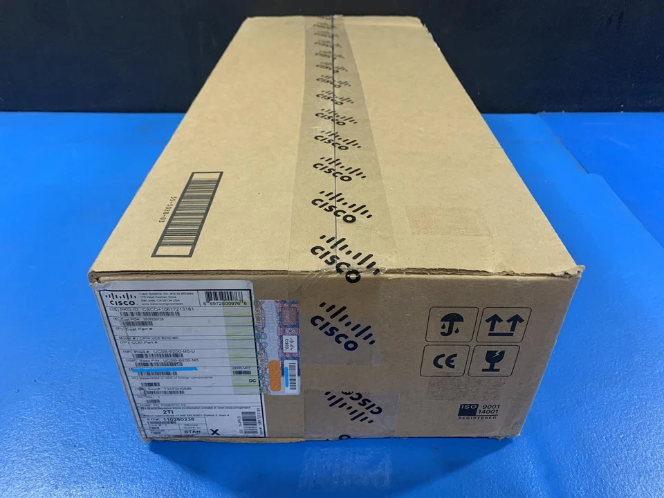 Cisco UCSB-B200-M5 Blade Server V07 Barebone - Image 4 of 4