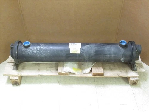 236003 Old-Stock; Atlas Capco 1627405000 Heat Exchanger; 300Deg F; 300PSI Shell