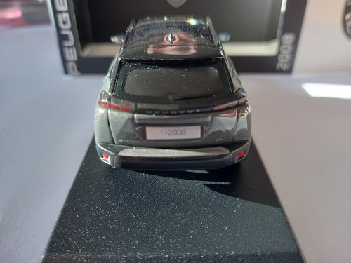 Norev Peugeot 2008 e2008 GT 2023 in Selenium Grey - 第 6/6 張圖片