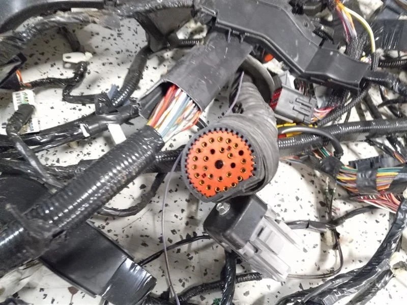 身体线束适合福特 TAURUS 2007 — 第 4/4 张图片