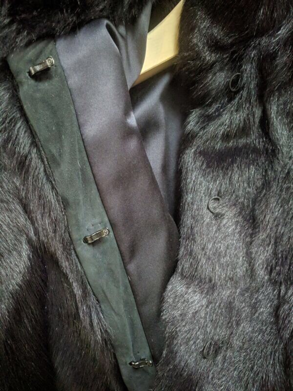 Giorgio Armani RARE Black Fur jacket Great Condition (Ital 40 US 4