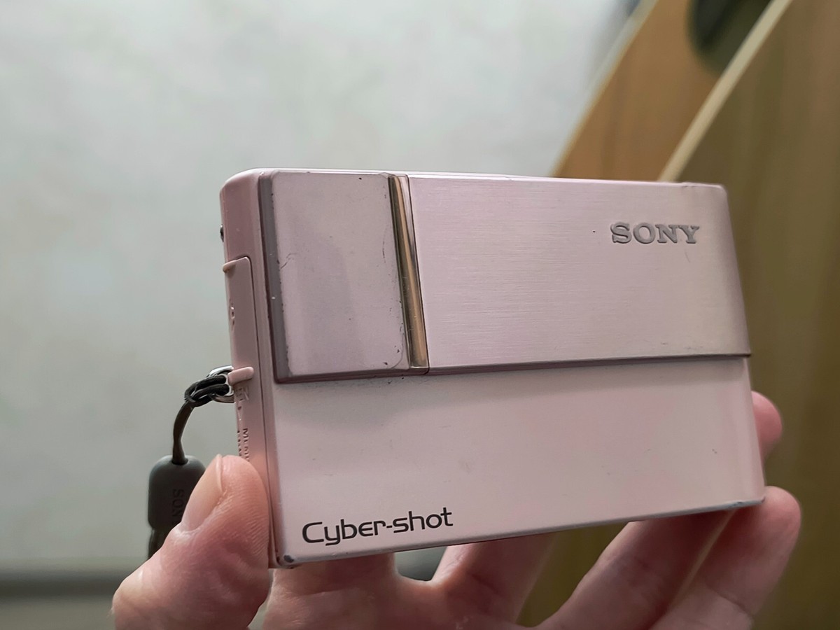 Sony Cyber-shot DSC-T10 7.2MP Digital Camera - Pink for sale Sony Cyber-shot DSC-T10 7.2MP Digital Camera - Pink for sale