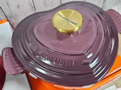 Le Creuset Cocotte D'amour 7.8 in Fig Gold knob 2qt Heart Cocotte Cast Iron NIB - Picture 2 of 9