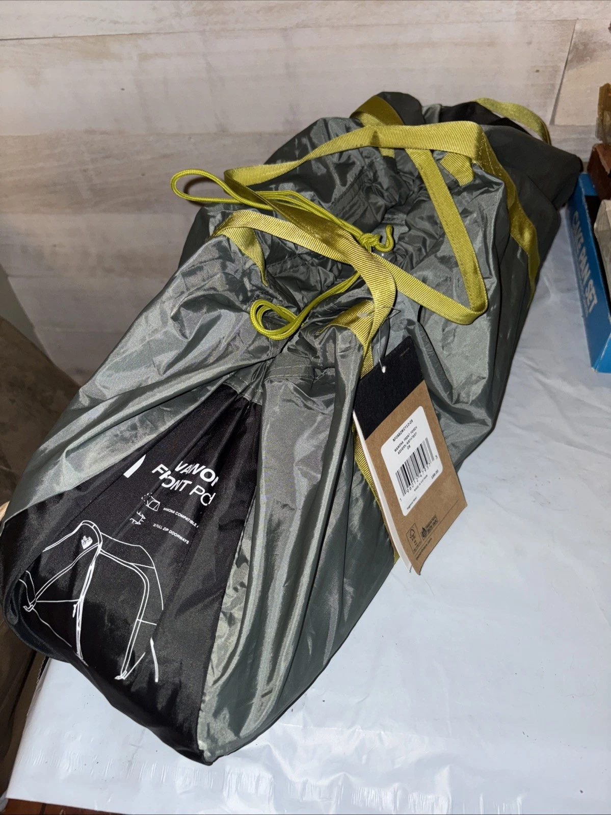The North Face Wawona Front Porch Car Camping Travel Beach Tent Vestibule Green