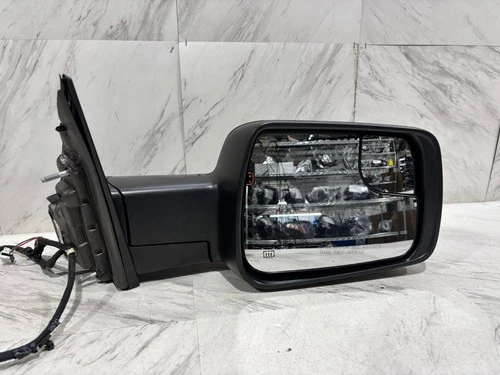 2019-2022 DODGE RAM 1500 SIDE MIRROR ASSEMBLY OEM RIGHT SIDE HEATED & BLIND SPOT