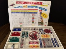 Elenco Snap Circuits Jr SC-100 Electronics Di...