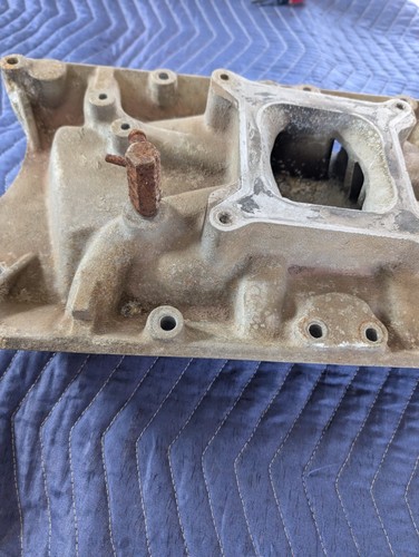 Edelbrock Street Master 351W 3260 Intake Manifold - Picture 4 of 15