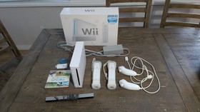 Nintendo Wii Console (Tested And Working) With Original Box And Accessories