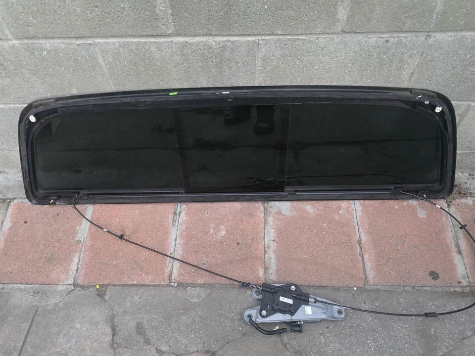 TOYOTA TACOMA 2017-2023 vidrio trasero con deslizamiento eléctrico con motor OEM Foto 4 de 4