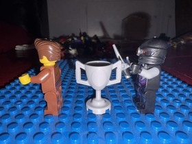 LEGO NINJAGO: Dareth vs. Nindroid Polybag (5002144) - Toys R Us Exclusive!!!