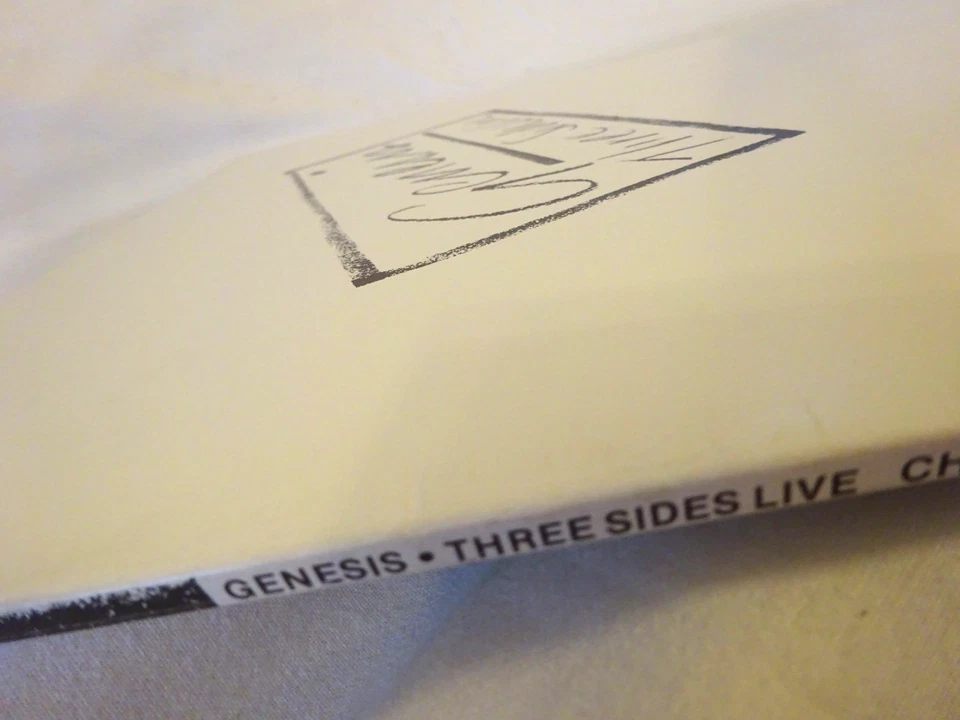 Genesis-Three Sides Live Double LP 1982 Stunning UK 1st Pressing - Image 4 of 4