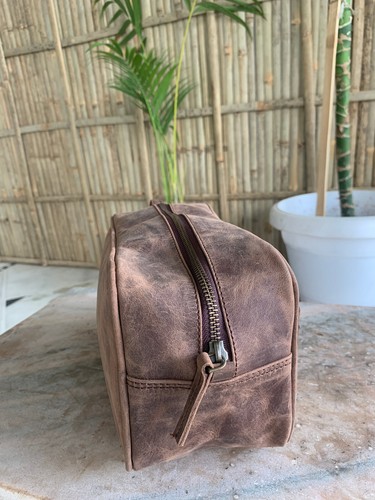 Genuine Leather Unisex Brown Toiletry Travel Bag New Water Proof - Picture 4 of 7