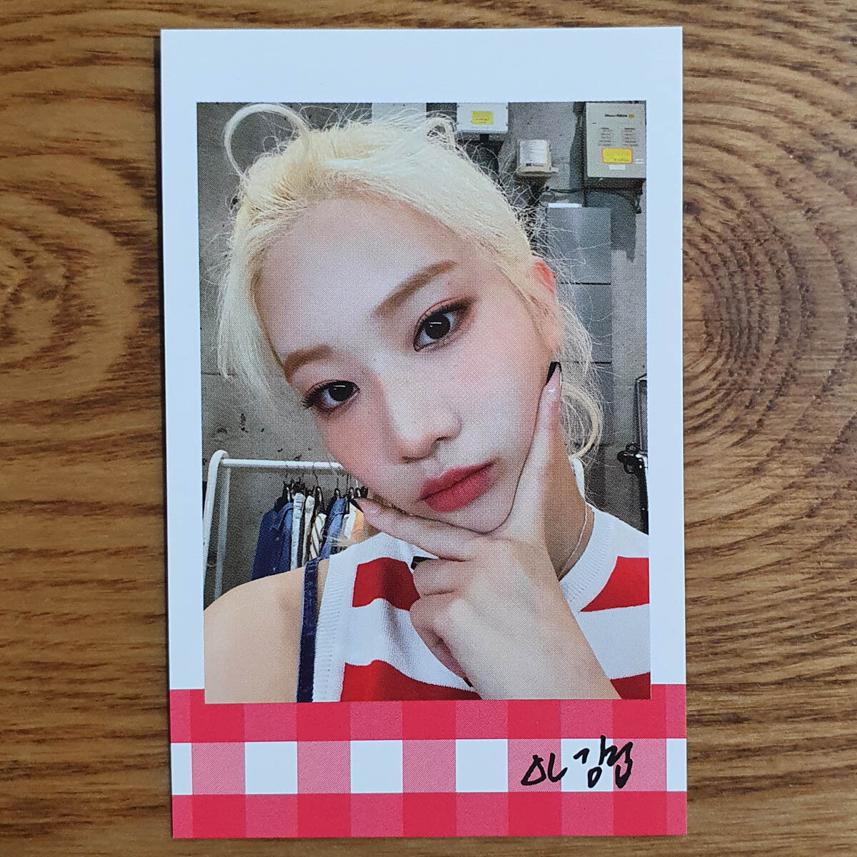 Kim Lip Official Polaroid Photocard Loona 2021 Summer