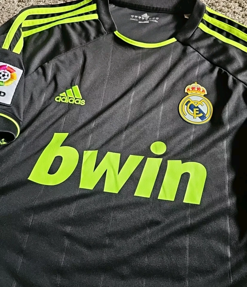 ADIDAS REAL MADRID LFP RONALDO Size S JERSEY SHIRT C13 - Image 3 of 4