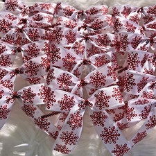 Set of 20 Handmade Christmas Tree Bows White/Red Glittered Snowflakes 5"x5" New