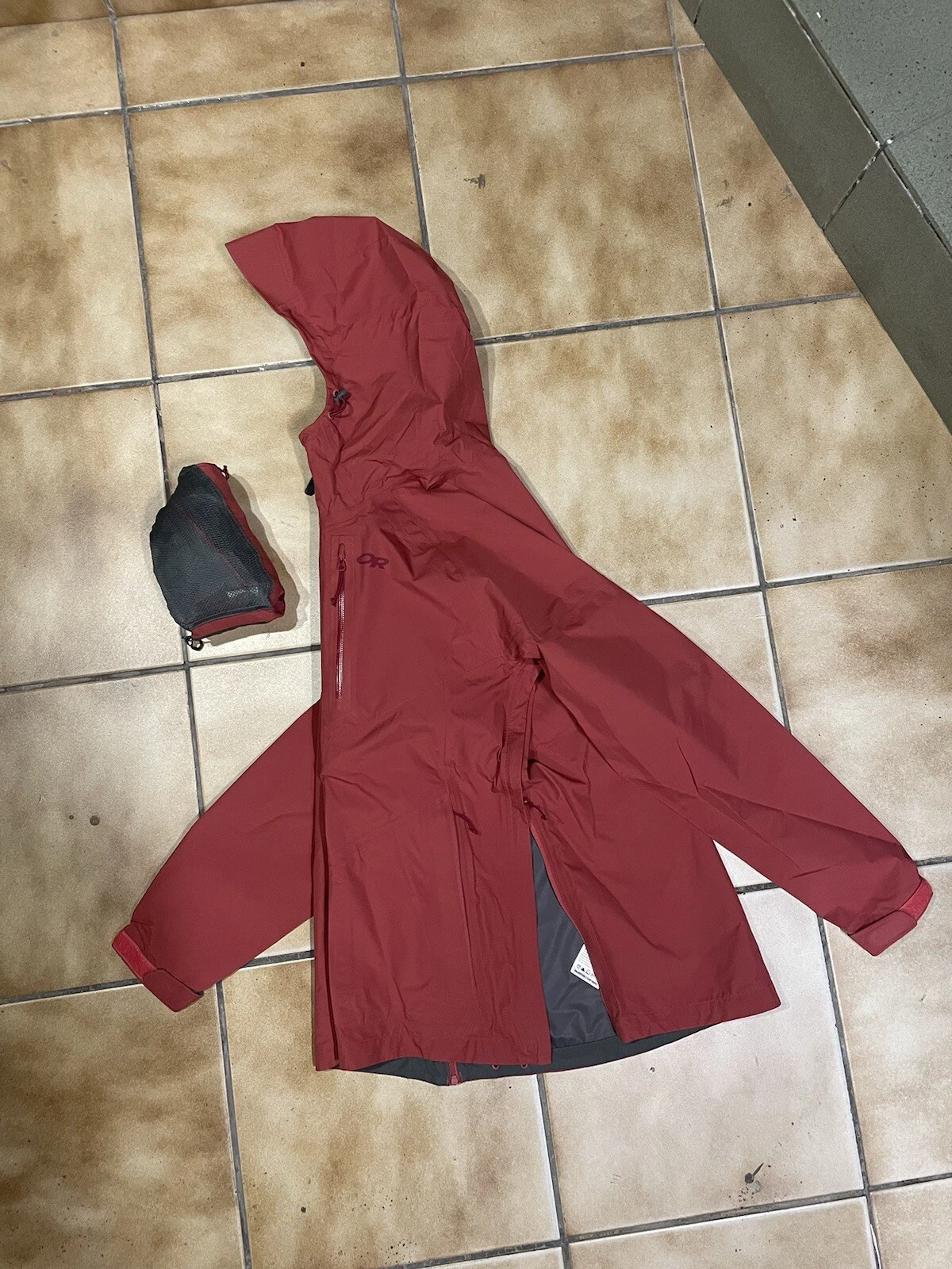 NWOT Jacket Outdoor Research Womens Aspire Gore-Tex Waterproof Clay Size M.