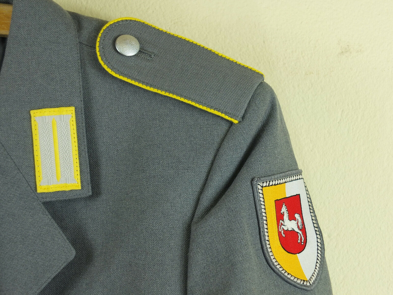 Bild 2 von 2