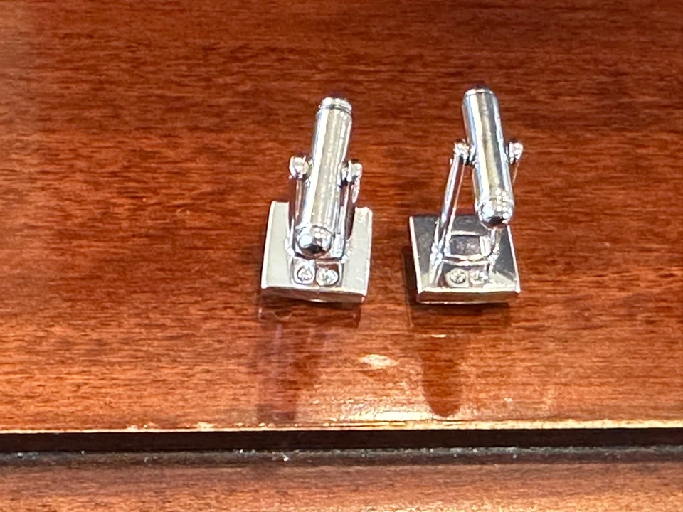 Swarovski Square Faceted Clear Crystal Cufflinks - Image 4 of 4