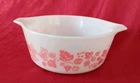 Pyrex 472 1 1/2 pt pink gooseberry casserole dish no lid made in USA