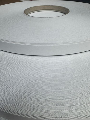 22MM MELAMINE PRE GLUED IRON ON EDGING TAPE 251M W440122P LIGHT GREY MATT O.6MM - 第 1/7 張圖片