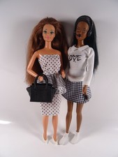 2 Vintage Barbiepuppen Kopfmarkung Mattel 198...