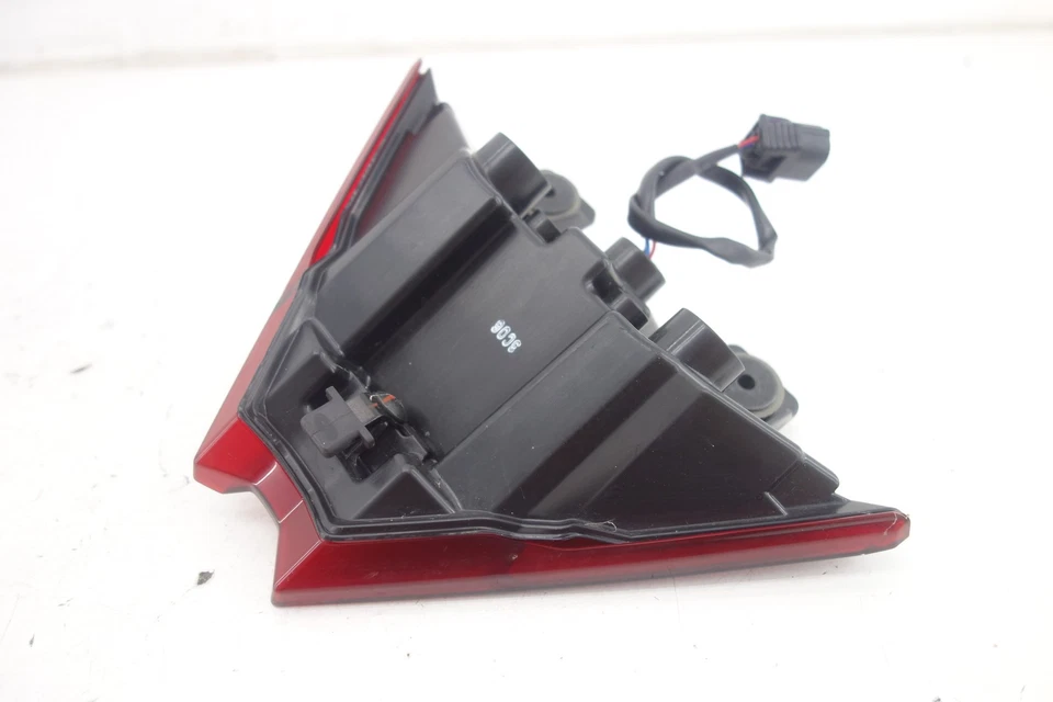 Luz trasera freno trasero 24-25 Kawasaki Ninja 500 Z500 OEM 23025-040 Foto 3 de 4