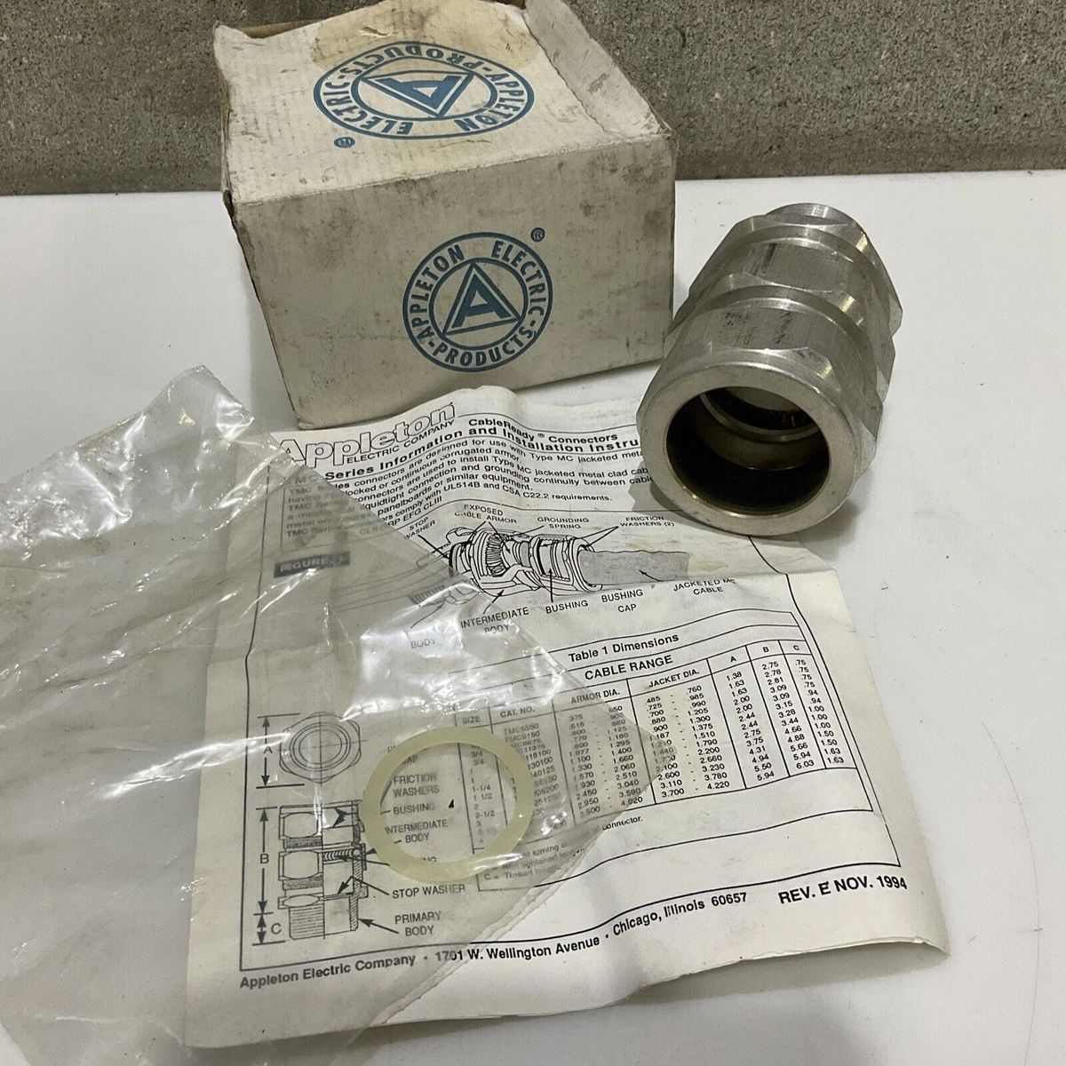 Bridgeport 1/2 Double Barrel Saddle Grip MC Connectors, 42 OFF