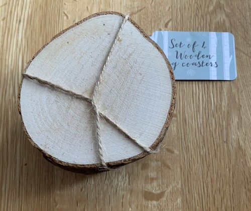 Brand New Natural Log Slice Coasters- Set Of 4 - CHRISTMAS -Coffee Table - Picture 4 of 5