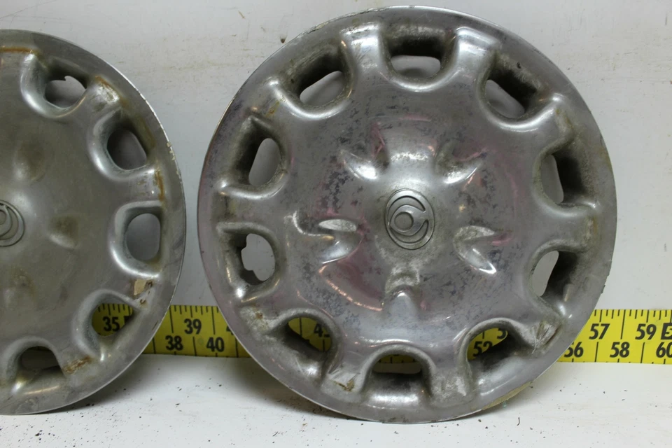 Juego de 3 tapacubos de 14" usados OEM cubiertas de rueda 1995-1997 Mazda 626 (3428) Foto 4 de 4