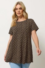Yours Curve Women's Plus Size Leopard Print Swing T-Shirt
