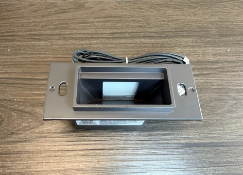 Hinkley LED Landscape Lighting Luna Bronze Finish 4 Watt 12V 2700K  (15508BZ) - Picture 11 of 15