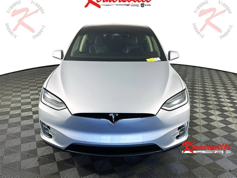 2017 Tesla Model X 75D - Image 2 of 4