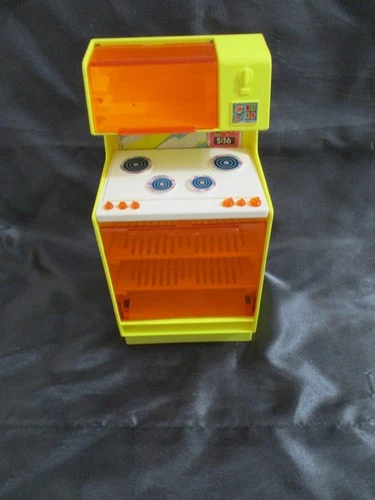 Vintage 1978 Mattel Barbie Dream Furniture Stove Microwave