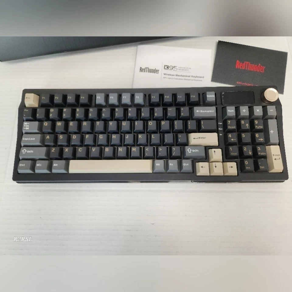 RedThunder K-95 Wireless Mechanical Gaming Keyboard  Black/Gold RGB NIB - Image 2 of 4