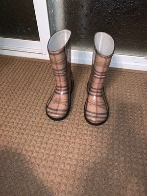 used burberry rain boots