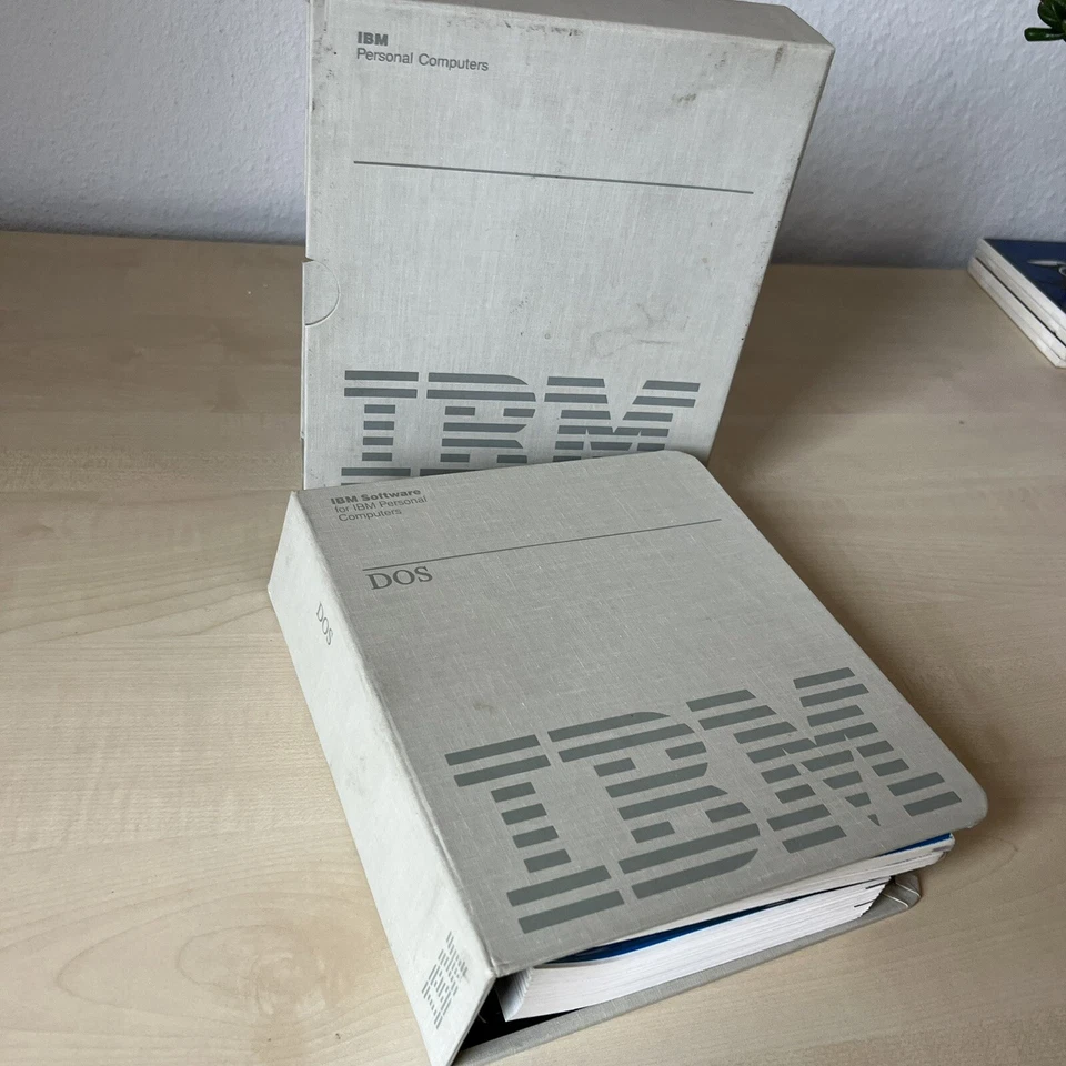 Vintage IBM DOS 3.0 Boxed Manual + 2x 5.25 Floppy Disks von 1984 PC XT AT 286 - Bild 2 von 4