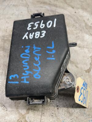 2013-2014 HYUNDAI ACCENT Engine Fuse Box Compartment OEM