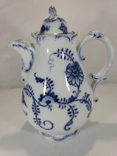 Villeroy BOCH Flow Blue Staffordshire Transferware Chocolate Pot