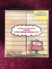 BNIB Britt Allcroft Thomas Train Wooden 2 Piece Bridge Support Clickity Clack