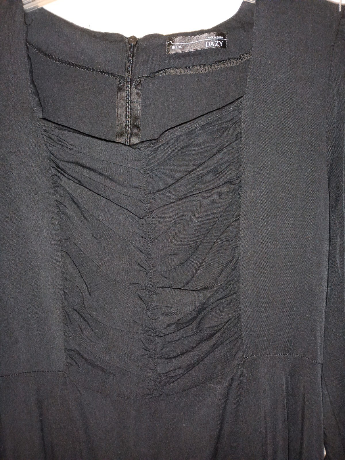 Picture 3 of 4