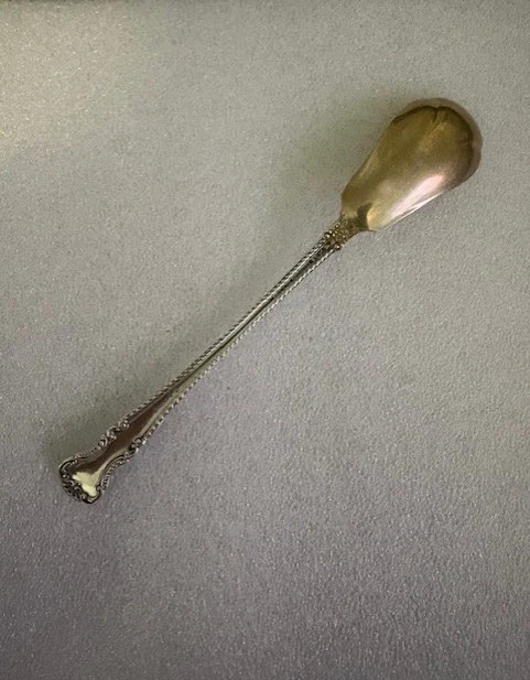 Cuchara para servir azúcar estriada Sterling Gorham Cambridge 1899 6"/.6 oz monograma "A" Foto 4 de 4