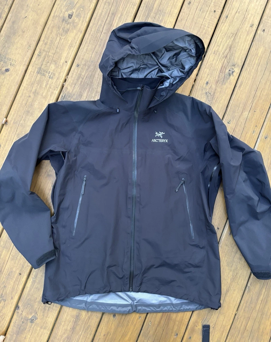 25+ Arcteryx Gore Tex Jacket In Women's Coats & Jackets for sale