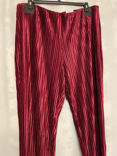 Women's Alfani Red Pleated Velvet Pull On Pants, Plus Size 3X NWT - Picture 7 of 9