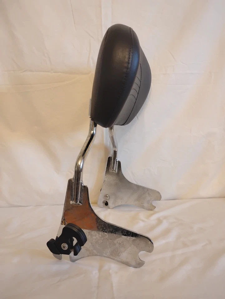 97-08 Harley Touring Street Glide Backrest w quick release for FLHR, FLHX, FLTRX - Imagem 2 de 4