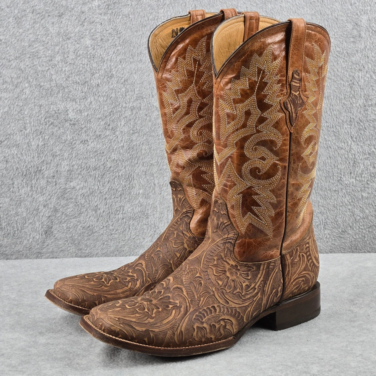 Tooled Leather Boots In Men display picture 2