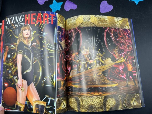 Libro oficial del programa de la gira del estadio de conciertos Taylor Swift Reputation - Imagen 13 de 24