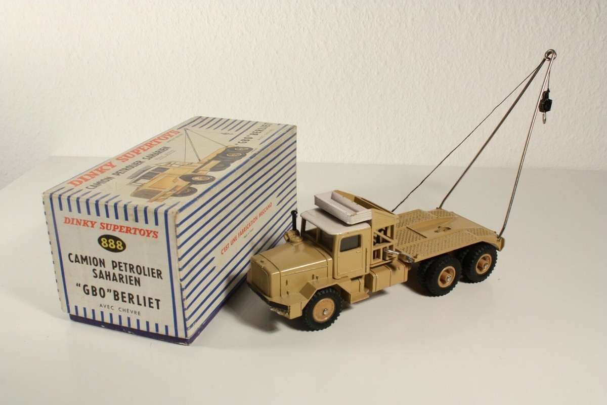 Dinky Toys 888, Camion Petrolier Saharien 